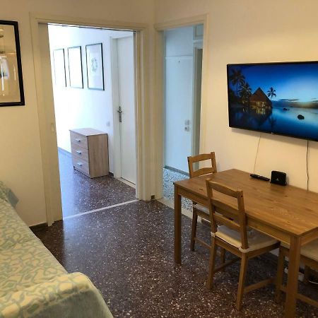 Metaxourgio Spacious Two Bedroom Apartment Афіни Екстер'єр фото