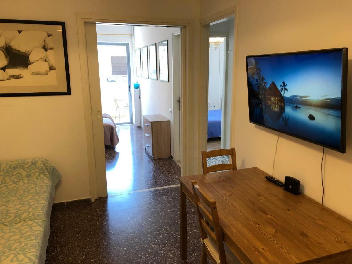 Metaxourgio Spacious Two Bedroom Apartment Афіни Екстер'єр фото